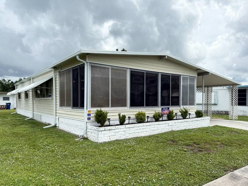 24 Peach Ave a Bradenton, FL Mobile or Manufactured Home for Sale